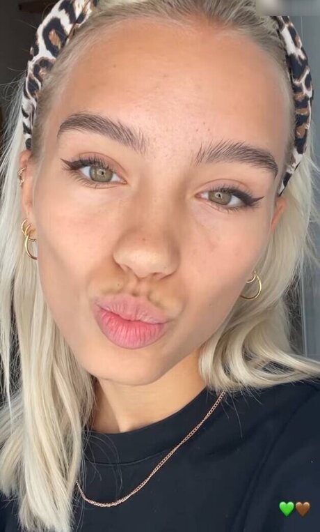 Lisa und Lena schauspielerin erwachsene fotos