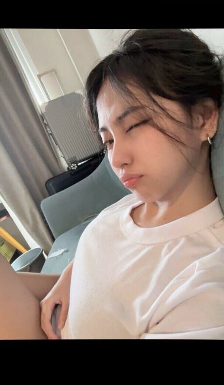 risaatjan sexy erotische foto