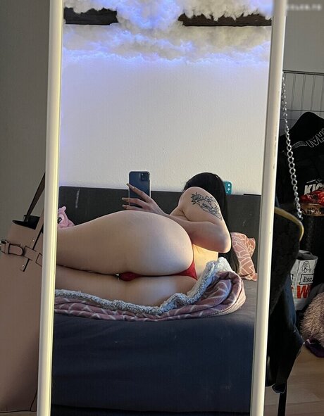 luciaaleyy nacktheit hübsche archiv