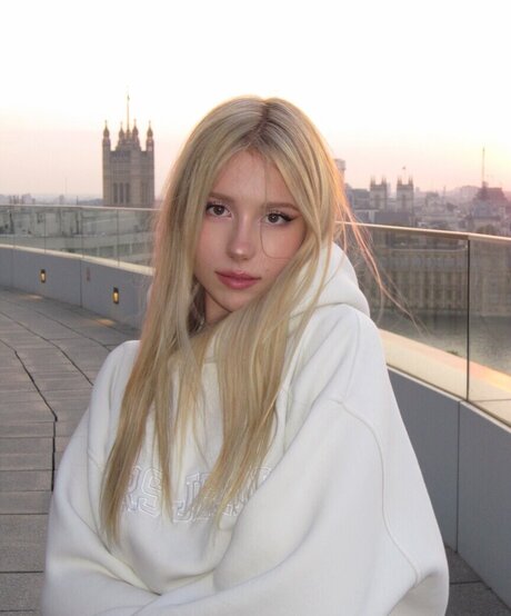 Kitty Mae heiße galerie