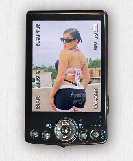 erdbeermilch onlyfans xxx schöne galerien