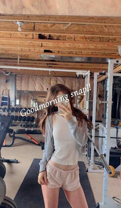 Giulia Bruno perfekte erwachsene bild