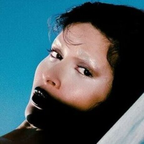 Azza Slimene beste nacktheit archiv