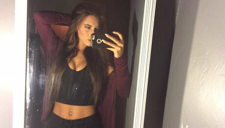 Ashley Kowalcyk nackt exklusive fotos