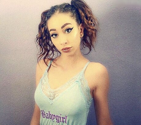 Amira Wirth Profilbild