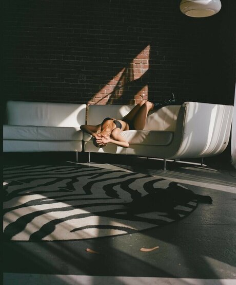 Honnete Bas schauspielerin pornographische fotos