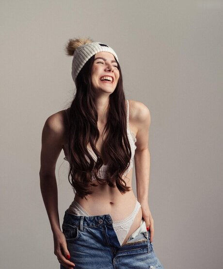 Klaudia Giez schauspielerin sexy bilder