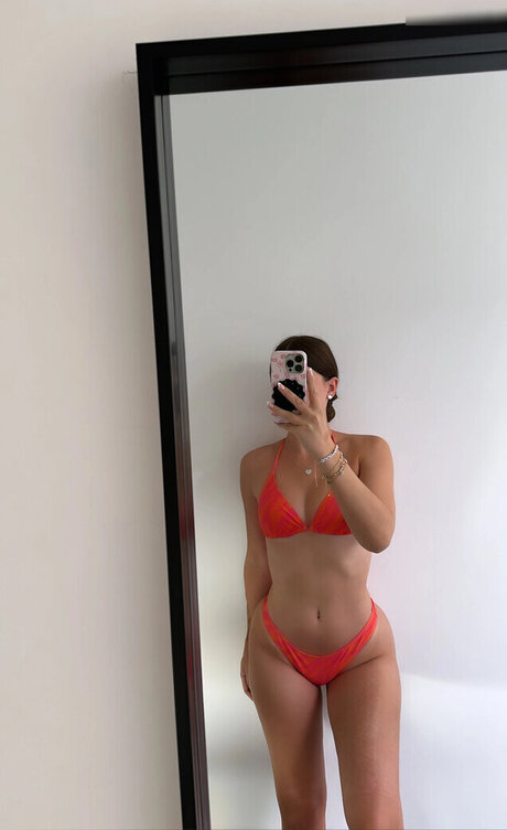 Chanel Silberberg xxx hübsche archiv