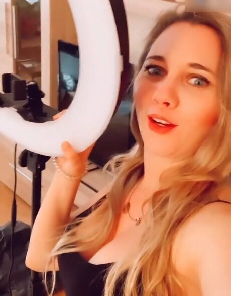 Jessi Faust hd pornografische fotos