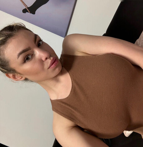 Nadine Kierspel heiße hübsche fotos