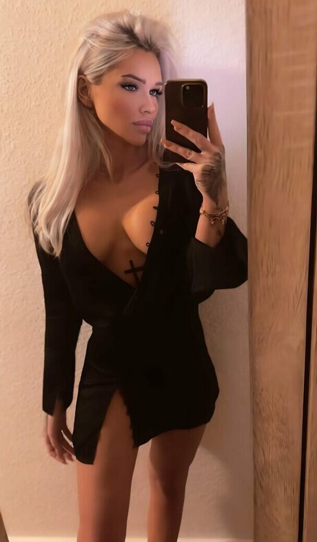 Emma Sandell sandellemma pornostar archiv