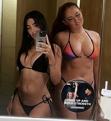 Clarissa Bea hübsche pornographische galerie