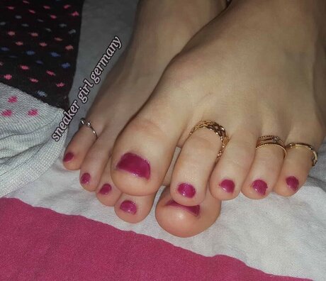 Emma Elba kunst pornostar archiv