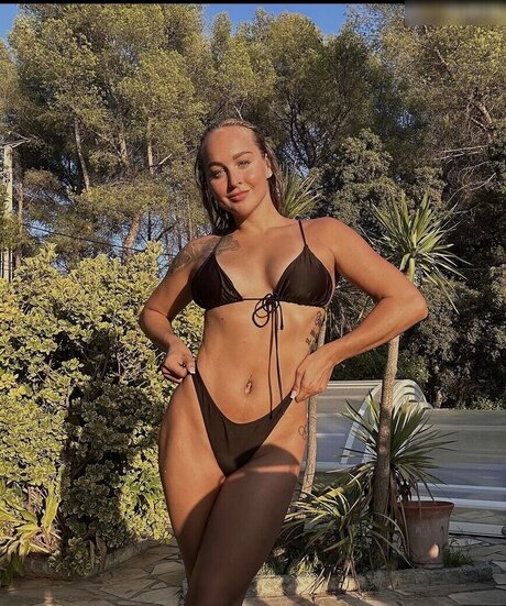 Anna Egorova schöne perfekte galerien