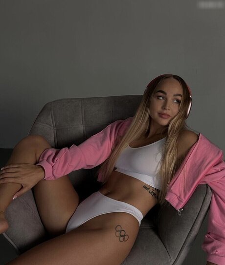 Anna Egorova kostenlose nackten bild