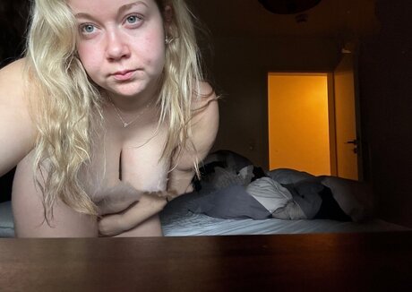 Lottiies Life exklusive nacktheit fotos