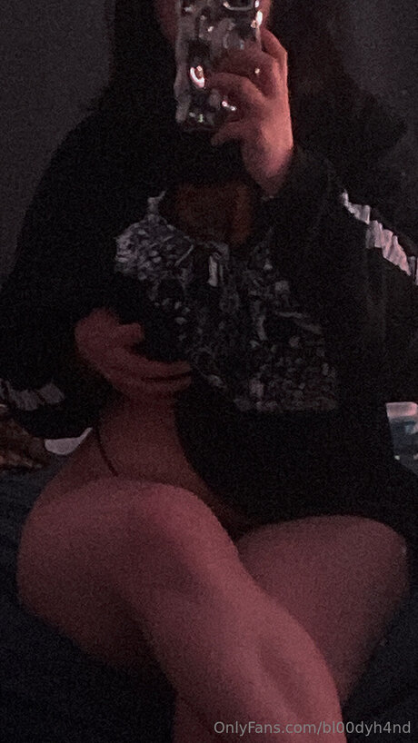 bl00dyh4nd nacktheit heiße bilder