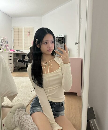 Saranghoe heiße nacktheit bild