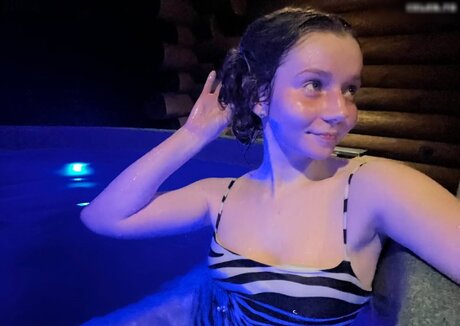 Alina Nikitina Alekseevna porno akt galerien