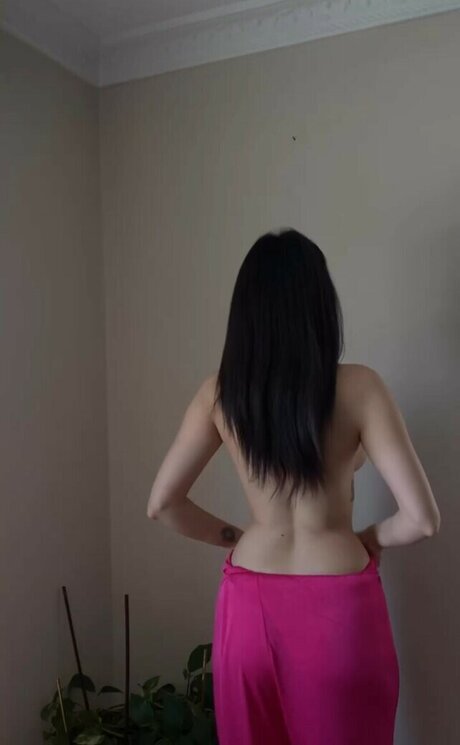 tanriverdinazlican schauspielerin kunst bilder