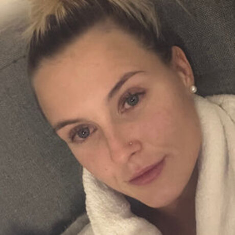 Bella Celine sexy nackten fotos