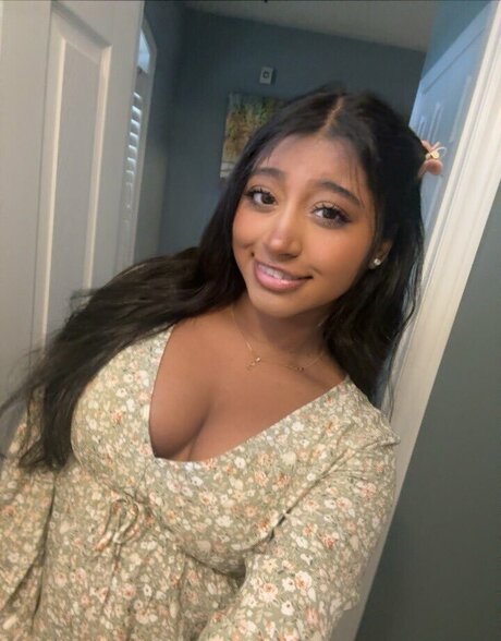 tftuelips nacktheit hübsche foto