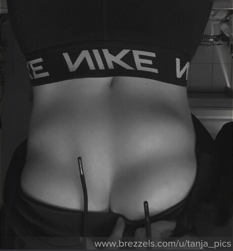 Tanja pics schauspielerin kunst archiv