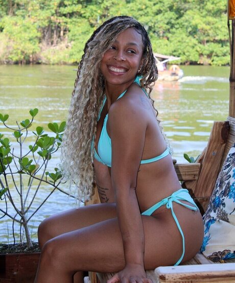 Lorrane Dos Santos top hd galerie