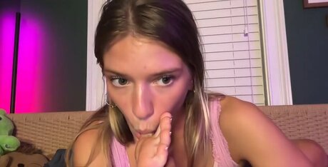 Oliviahansley pornostar kostenlose galerien