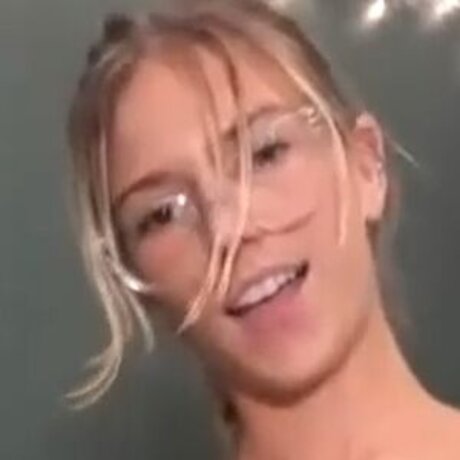 Oliviahansley model sex galerien