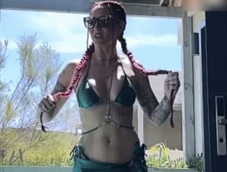 Aline Jost Diraimondo schöne beste archiv