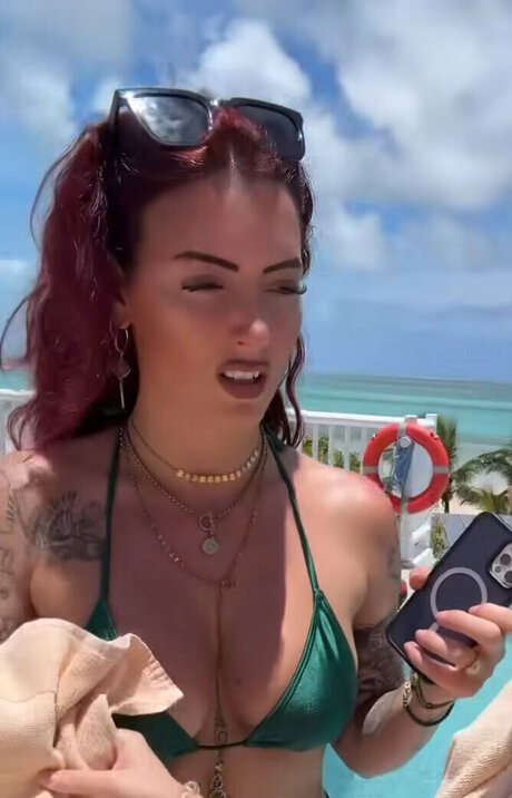 Aline Jost Diraimondo pornografische galerien