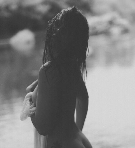 hollaura hübsche schöne foto