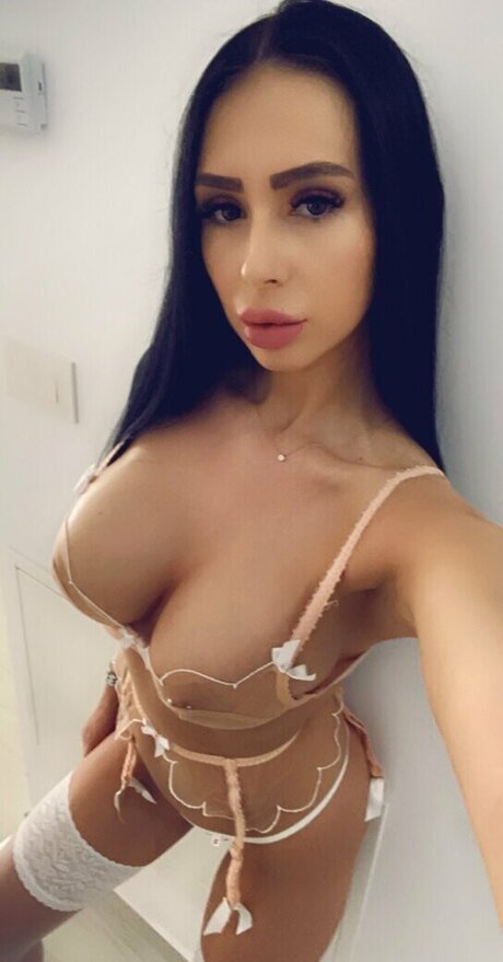 layla131313 perfekte nackt galerien