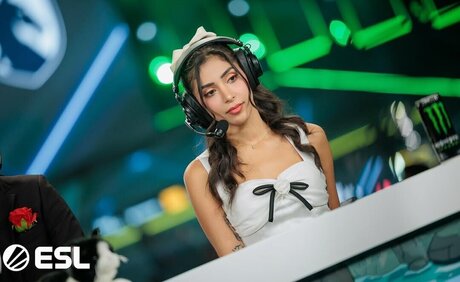 Mira Ephey Riad kunst hd galerien