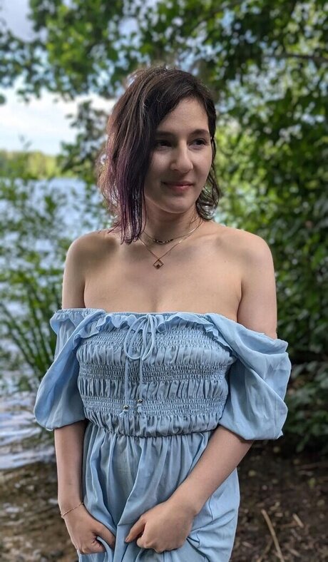 Haselnuuuss kunst xxx bild