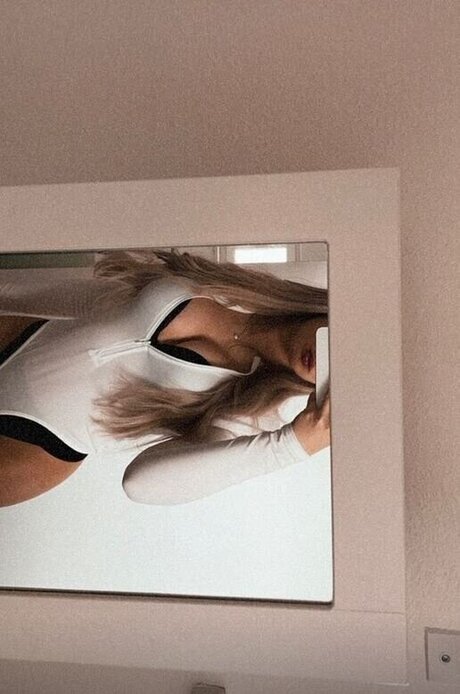 Dana Kufner erotische top fotos