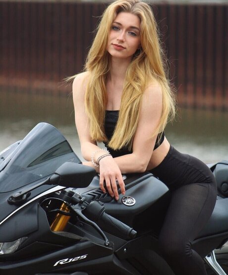 xh elen ax2 Helena nacktheit sex foto