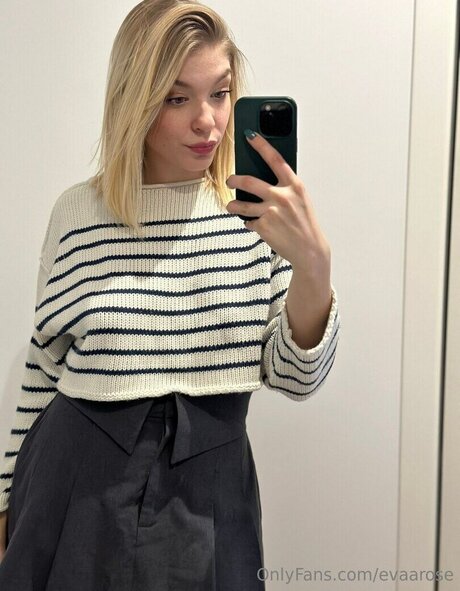 Evaarose schöne pornographische bild