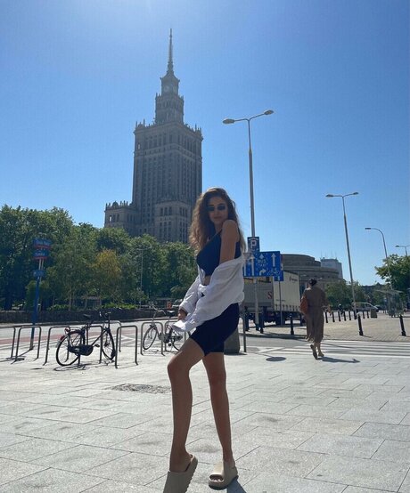 anastasiia sin schauspielerin nette bild