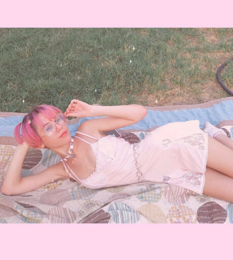 Strawbabyboy erwachsene schöne bild