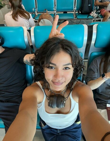 Yashankulova hd nackte foto