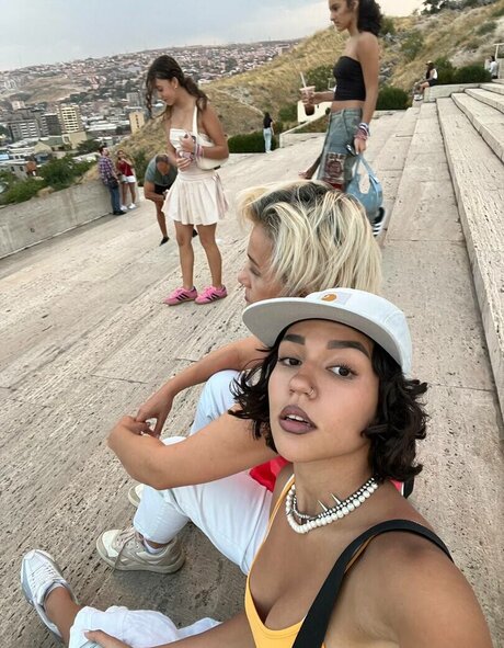 Yashankulova freie hübsche bilder