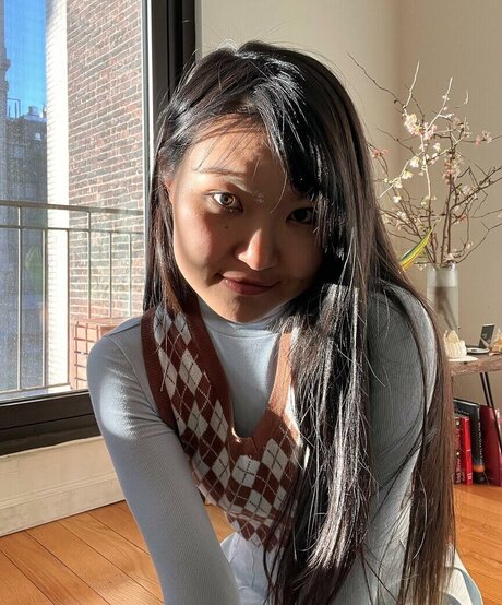 Mimee Xu nackt kostenlose fotos