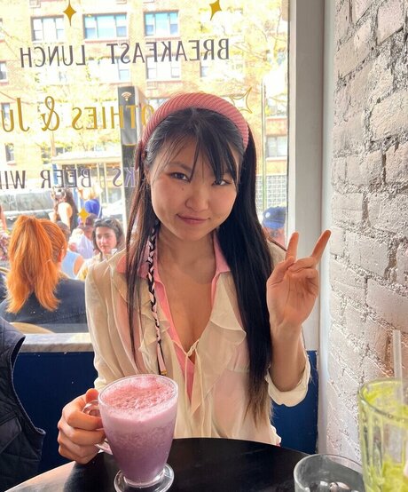 Mimee Xu schöne erotische fotos