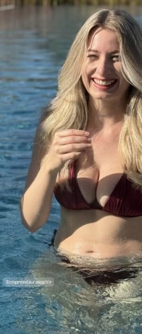 Empresslaurasophie sexy heiße bilder