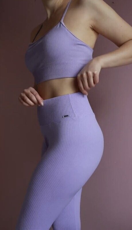 Alicia Joe kunst sex bild