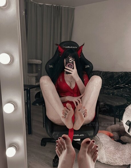 Teya feyt nackt heiße fotos