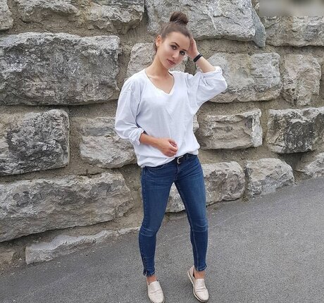 schlanke milf-onlyfans sexy foto