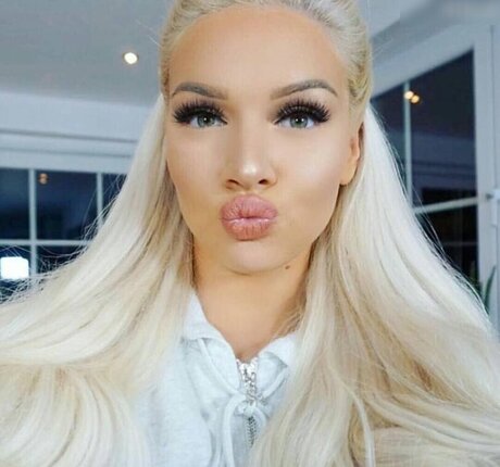 Shirin David pornostar perfekte bild